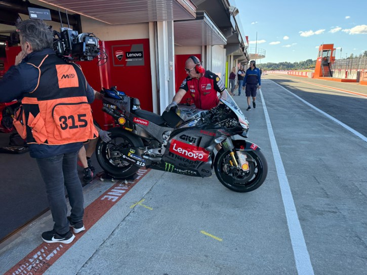 Επετειακά χρώματα για τον Pecco